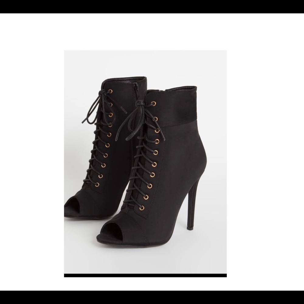 Bootie-licious:  Add some sass to your step with ankle boots